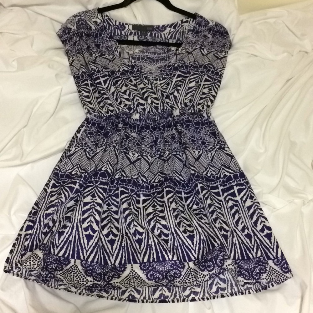 Patterned summery dress